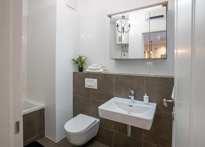 דירה Morska 6 Luxury Znjan ספליט