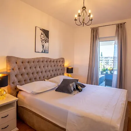 Morska 6 Luxury Znjan Apartment *